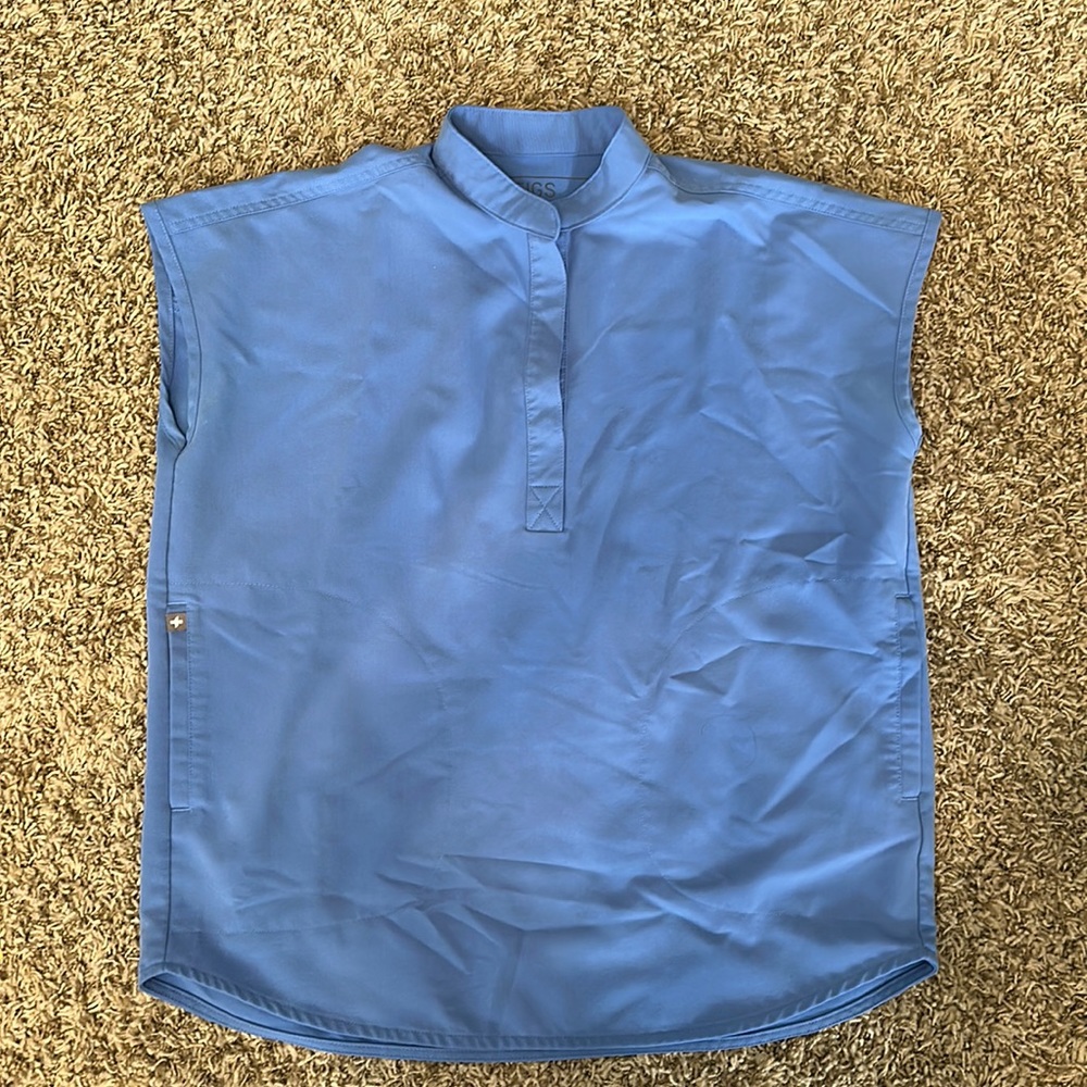 FIGS Rafaela oversized scrub top